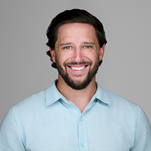 Alex Grant
